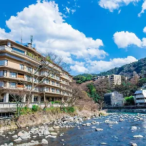 旅館 箱根湯本温泉　ホテル河鹿荘